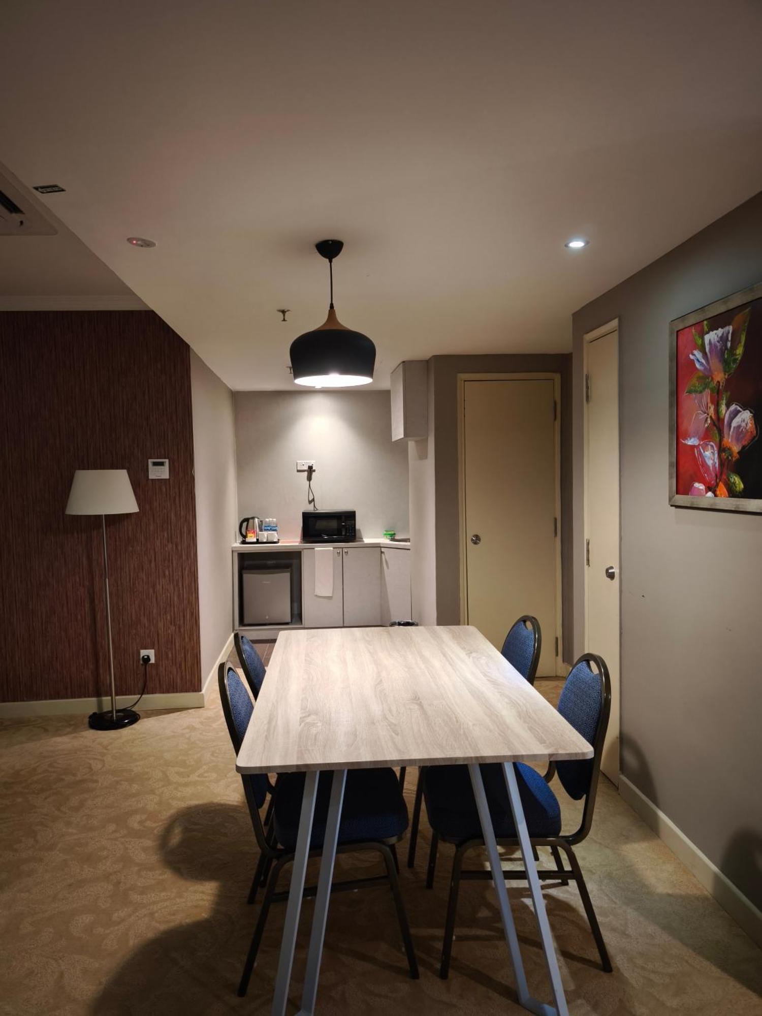 Alamis City Kuala Lumpur - Formerly Edc Hotel Куала-Лумпур Экстерьер фото